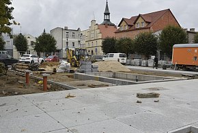 Modernizacja Rynku w Osiecznej bliska finału. Co się zmieni? (zdjęcia)-79266