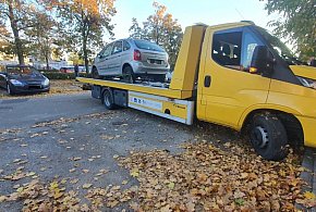 Trwa akcja usuwania samochodowych wraków z ulic Leszna (zdjęcia)-79542