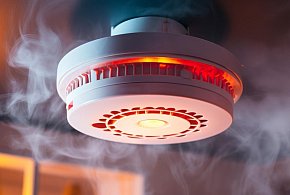 Rewolucja w przepisach pożarowych. Nowe obowiązki dla właścicieli domów i firm-79804