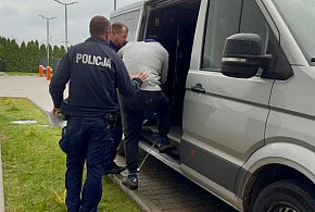 Areszt za usiłowanie zabójstwa 4 osób. Pozostali mężczyźni są wolni-80027