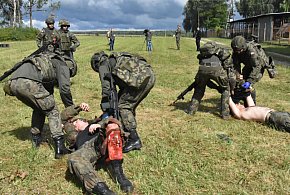 Setki tysięcy Polaków pójdą na szkolenie. Wojsko otwiera drzwi dla cywilów-80091