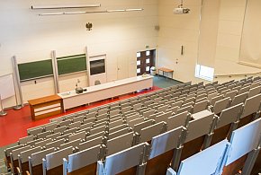 Uczelnie przeżywają oblężenie. Ten kierunek przyciąga tłumy-80752