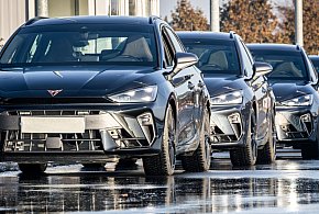 Policja w Wielkopolsce ma nowe wozy pościgowe. Jeden jest w Lesznie, drugi...-81042