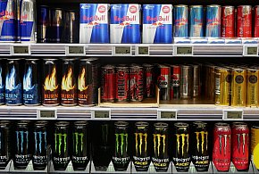 Popularne napoje pójdą ostro w górę. Rząd szykuje podwyżkę VAT-81100