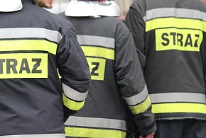 Maszyna wciągnęła rękę pracownika. Interweniowały służby-81201