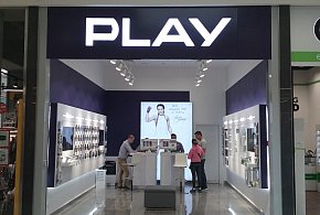 Potężna kara dla Play. Sieć ma zwrócić klientom pobrane środki-81267