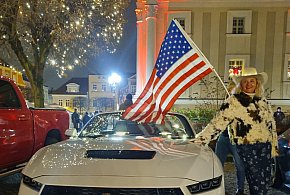 Amerykańskie auta na Rynku w Lesznie. Robią wrażenie! (zdjęcia, film)-81357