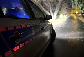 Jeden dachował, drugi koziołkował. Dwa wypadki z rana-81426