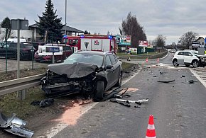 Cztery osoby ranne w wypadku, w tym dwoje dzieci (zdjęcia)-81766