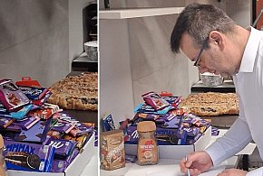 U pana Tomka było tak: Klienci przyjeżdżali po makowce i zostawiali czekolady-81787