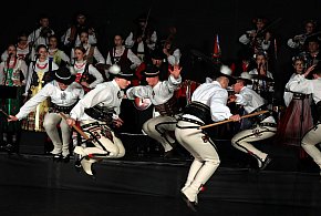 Takiego koncertu i takich kolęd jeszcze w Lesznie nie było (zdjęcia, film)-82105