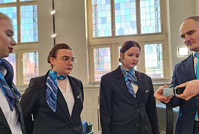 Dla uczniów Ekonomika to pierwszy krok do pracy w chmurach (zdjęcia, film)