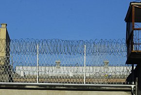 Ojciec z synem znęcali się nad najbliższymi. Ich ofiarami były dwie kobiety