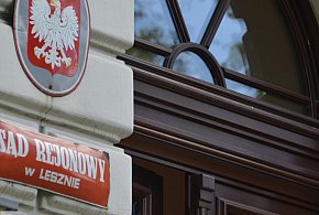 Co ze sprawcą napadu na Ukrainkę w Lesznie? Sąd zdecydował o 16-latku