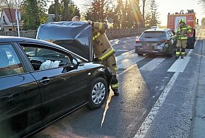 Na DK 12 zderzyły się dwa samochody (zdjęcia)