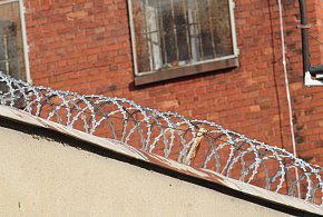 Miał 3 zakazy, ale nadal jeździł. Prosto z drogi trafił do celi! Na ile lat?