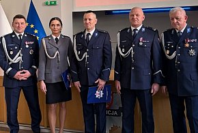 Awanse leszczyńskich policjantów na pierwszy stopień aspirancki (zdjęcia)