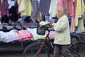 Handlowanie na Holenderskiej w Lesznie. To już nie jest to, co kiedyś (zdjęcia)