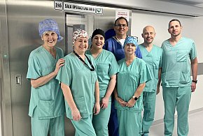 Przełomowy zabieg w szpitalu w Lesznie! Pacjent już został wypisany do domu