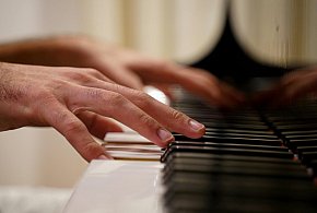 Pianiści światowego formatu zagrają w Teatrze Miejskim w Lesznie