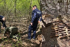 Potężny arsenał prochu i amunicji pod ziemią w Gronówku (zdjęcia)
