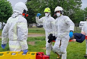 Miało dojść do skażenia. Do akcji wkroczyły służby ratownicze (zdjęcia, filmy)