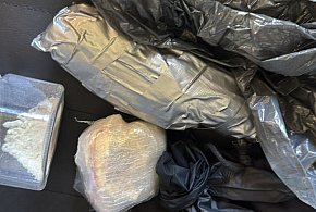 Pół kilograma narkotyków, trzech zatrzymanych. Grozi im nawet do 10 lat więzienia