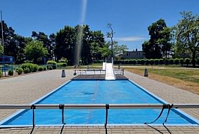 Wiemy, kiedy ruszy sezon na pływalni w Lesznie. Co z cenami biletów?