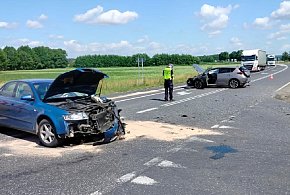Zderzenie w okolicach Brenna. Kierowcy zabrani do szpitala (zdjęcia)