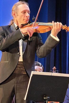 Koncert Zaduszkowy MOK w Lesznie-11535