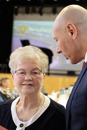 Gmina Osieczna uhonorowała seniorów 75+-11629