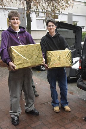 Serce z Opłatkiem wyjechało z II LO-11664