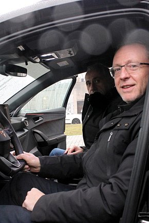 Policja w Lesznie ma nowy samochód-11673