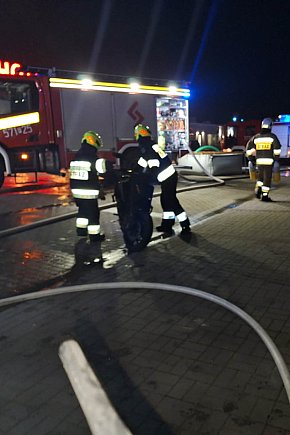 Duży pożar w Rawiczu. Olbrzymie straty-11766