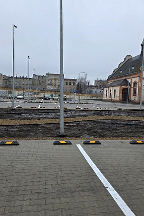 Nowy parking przy Kustronia w Lesznie-11792