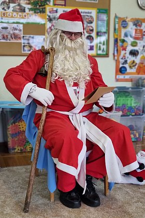 Wizyta Gwiazdora w Przedszkolu Miejskim nr 19 w Lesznie-11813