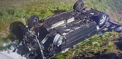 Auto dachowało. Kierowca miał ponad 2 promile, pasażerowie też pili-80183