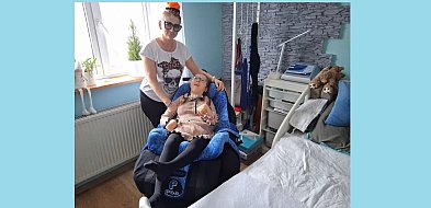 Rodzice Zuzi zbierają na windę dla córki: Sami sobie nie poradzimy