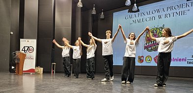 Licealiści odciagnęli dzieci od ekranów i zachęcili do ruchu (zdjęcia)