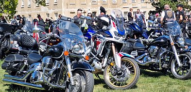 Motocykliści zjechali do Rydzyny. Zrobili pozytywny hałas dla Róży (zdjęcia, film)