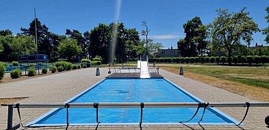 Czy tego lata bilety na pływalnię odrytą w Lesznie będą droższe niż w 2025 roku?