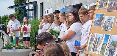 Z okazji Dnia Chleba odkręcili Czesława (zdjęcia, film)