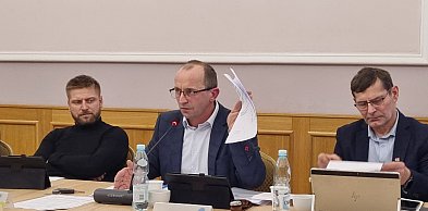 Radni w Rydzynie zagłosowali w sprawie wygaśnięcia mandatu radnego Szulca