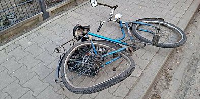 Tragedia w Długich Starych. Nie żyje rowerzysta (zdjęcia)
