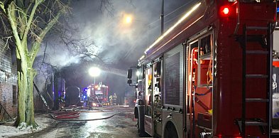 Pożar w Kąkolewie wybuchł nad ranem (zdjęcia)