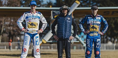 Żużlowcy Fogo Unii Leszno zaprezentowali nowe kombinezony