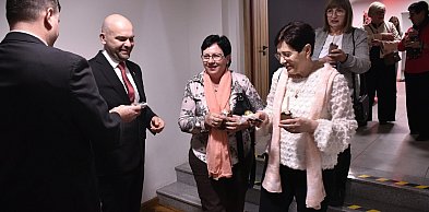 Dzień Kobiet we Włoszakowicach. Koncert mistrza i wiolonczelistki (zdjęcia)