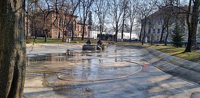 Woda przy pl. Kościuszki wypompowana i co dalej? (film)