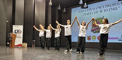 Licealiści odciagnęli dzieci od ekranów i zachęcili do ruchu (zdjęcia)