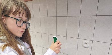 Uczennica II LO prowadziła badania w dwóch miejscach w Lesznie. Co z nich wynika?